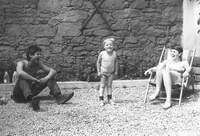 mechanik Laa Ondra, T.J. a jeho maminka, Lysice 1979
